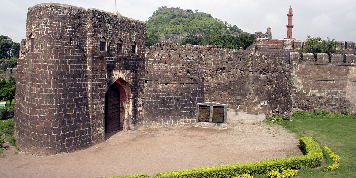 Monument Image